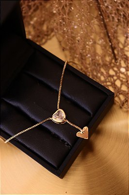 Colar Gravatinha Dourado Elegante