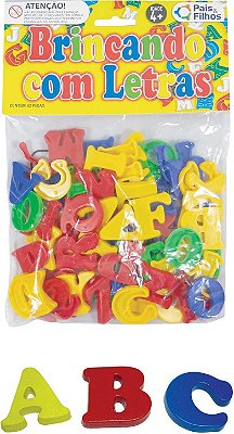 Brincando com Letras 62 Peças Solapa Brinquedo Pedagógico Multicolorido - Pais e Filhos