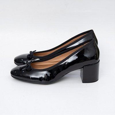 SCARPIN COURO VERNIZ