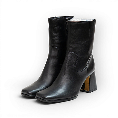BOTA COURO LISO