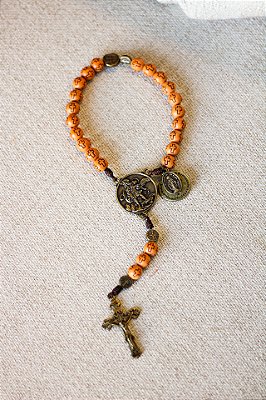 TERÇO DE BOLSO, MADEIRA