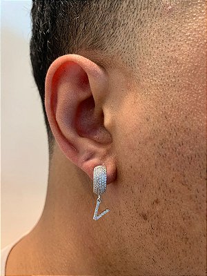 Brinco Com Letra V Pendurada (9,8X6,8mm) Banhado A Ouro Branco