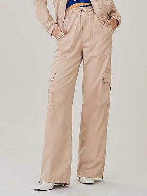 Calça cargo com ajuste na perna natural basic