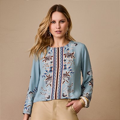 Blusa em chiffon natural basic