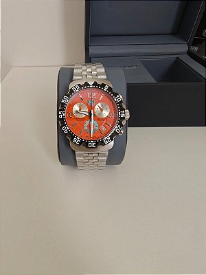 BASE ETA ( CLONE ) TAG HEUER FORMULA 1 CHRONOGRAPH COM MOSTRADOR LARANJA