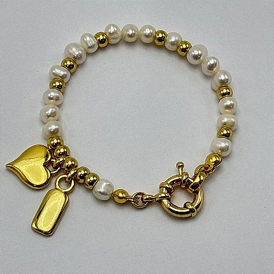 Pulseira de Pérolas de Água Doce com Fecho Boia e Pingentes Dourado
