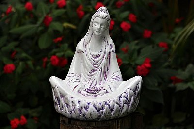 KUAN YIN
