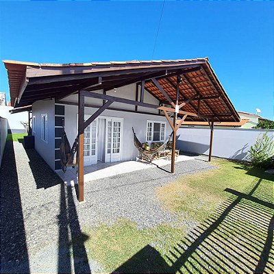 COD-028 Casa à Venda 170m da Praia Alvenaria Laje Balneário Barra do Sul Litoral Norte/SC