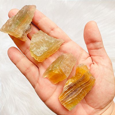 Pedra bruta Fluorita - intuição, superação e reparação