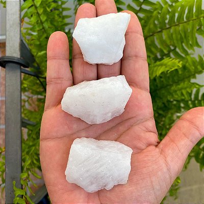 Quartzo branco leitoso bruto - Energização e Iluminação