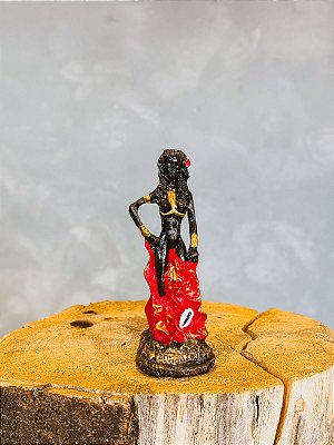 Imagem de pomba gira em resina - 15cm