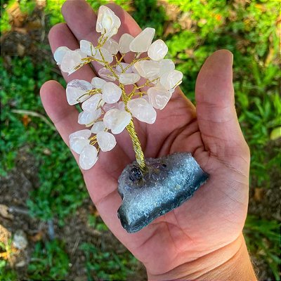Árvore de pedras - quartzo rosa com base de ametista