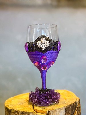 Taça luxo pomba gira - roxa com caveira