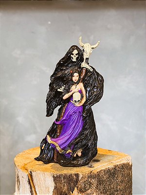 Imagem luxo de Tata caveira roxo em resina 26cm