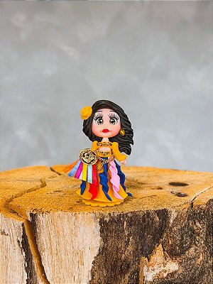 Imagem de biscuit 8cm - Cigana amarela