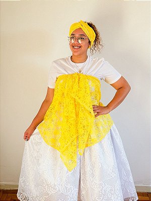Conjunto pano da costa e cabeça de renda amarelo