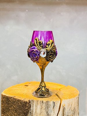 Taça luxo preta e roxa com pedra