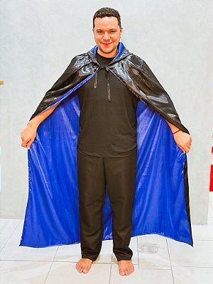 Capa preto com azul de cetim com capuz