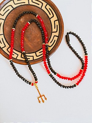 Guia de cristal exclusiva de Exu preta e vermelha