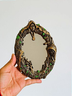 Espelho Deusa Triplice dourado em resina