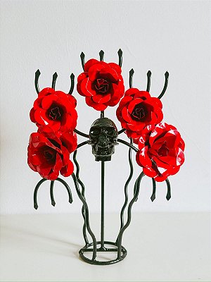 Ferradura para assentamento caveira para pomba Gira