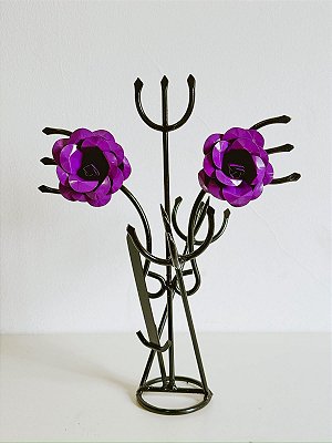 Ferradura para assentamento tridente e rosa roxa