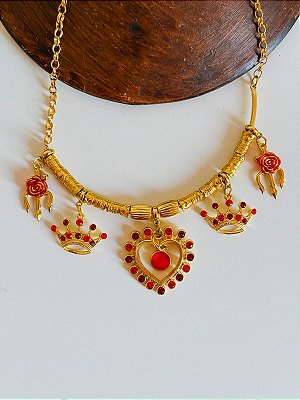 Colar de pomba gira cravejado coroa e coração
