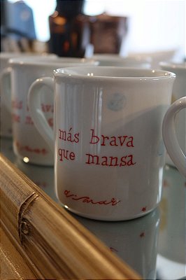 Caneca Más Brava que Mansa