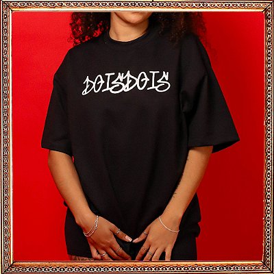 Camiseta DoisDois Oversized "TAG" Black/White