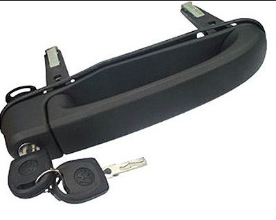 MAÇANETA EXTERNA DA PORTA ESQUERDA COM CHAVE - VOLKSWAGEN CONSTELLATION (2R2837205 / 503305)