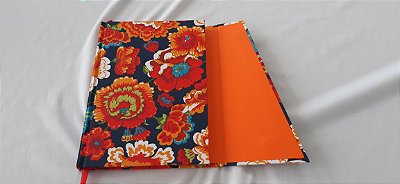 Caderno Floral Colorido - Fecho com Imã