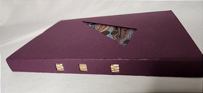 Caderno Costura Aparente Slim Marmorizado com Sobrecapa