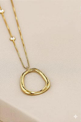 COLAR ORGÂNICO ELEGANTE