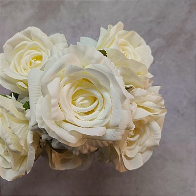 BUQUE DE ROSA IMPERIAL BRANCO 130609