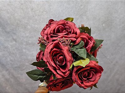 BUQUE DE ROSA X9 MARSALA 50CM-131979