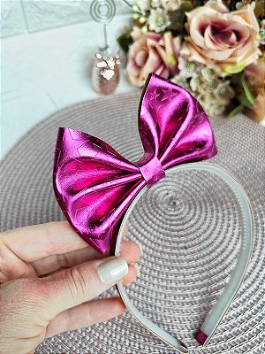 Tiara Laço em Pé