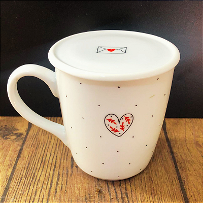 Caneca 220 ml - com tampa - Coração