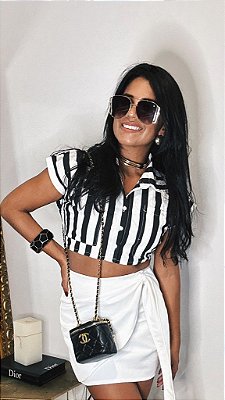 Camisa  listrada preta e branca