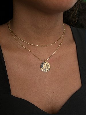 Colar Medalha Redonda Personalizada (19mm) Banhada A Ouro 18k COR015-PINP001