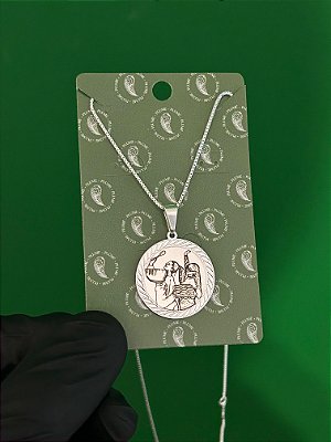 Colar Pingente Medalha Detalhada Personalizada (23mm) Banhada a Prata