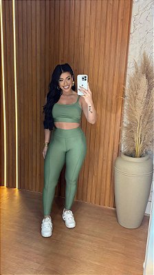 Conjunto Legging Montaria+ Top Alça Reta Cor Verde Oliva
