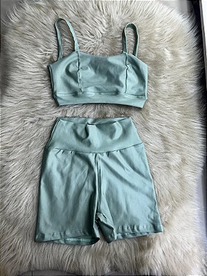 Conjunto Short Crossfit + Top Camilla Cor Verde Alecrim