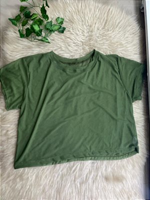 Blusa Croped Tule Cor Verde Militar