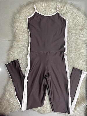 Macacão Longo Gaby Cor Marrom+Off