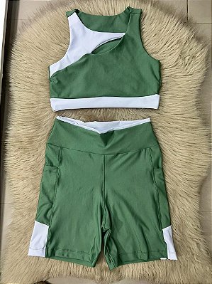 Conjunto Desempenho Short+Top Cor Verde Oliva+Branco