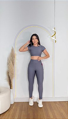 Conjunto Atitude Legging Bolso+Top Cor Cinza