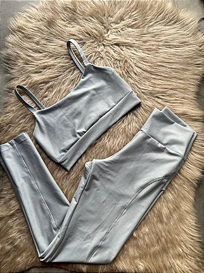 Conjunto Montaria Legging Canelado Poliamida+Top Cor Prata
