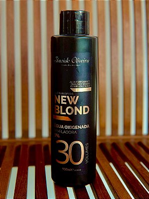 Água oxigenada 30 volumes New Blond