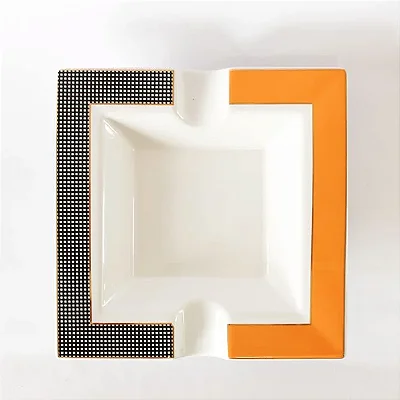 Cinzeiro Porcelana P/2 Charutos Branco Quadrado