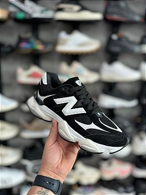 Tênis New Balance 9060 Preto/Branco Import